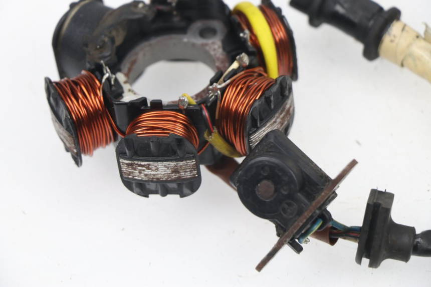 photo de STATOR PEUGEOT TREKKER TKR 50 (2005 - 2014) - Zbliżenie techniczne