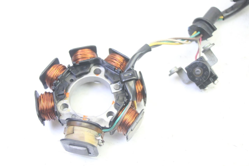 photo de STATOR YAMAHA TTR 125 (2000 - 2020) - Szczegół części