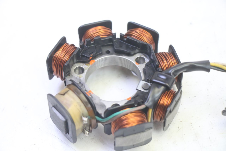 photo de STATOR YAMAHA TTR 125 (2000 - 2020) - Zoom stanu zużycia