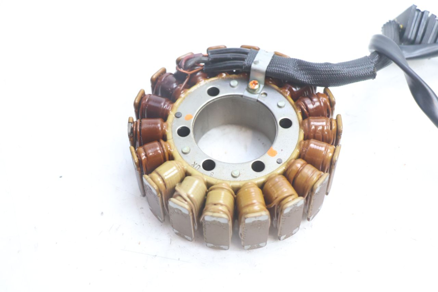 photo de STATOR HONDA VFR FI RC46 800 (1998 - 2001) - Szczegół części