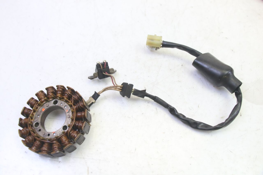 photo de STATOR YAMAHA X-MAX XMAX 125 (2010 - 2013) - Zoom stanu zużycia