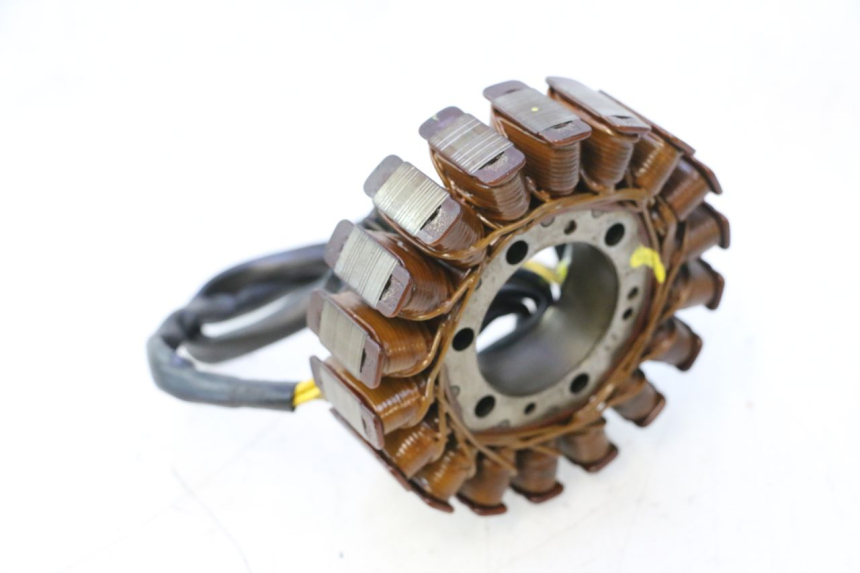 photo de STATOR HONDA XLV VARADERO 125 (2007 - 2012) - Zoom stanu zużycia
