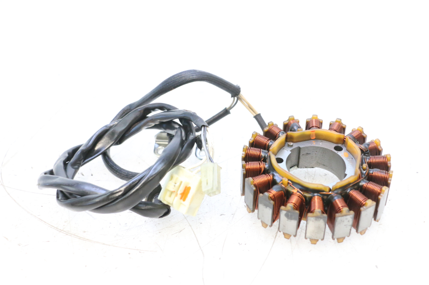 photo de STATOR YAMAHA XP T-MAX TMAX ABS 530 (2012 - 2015) - Szczegół części