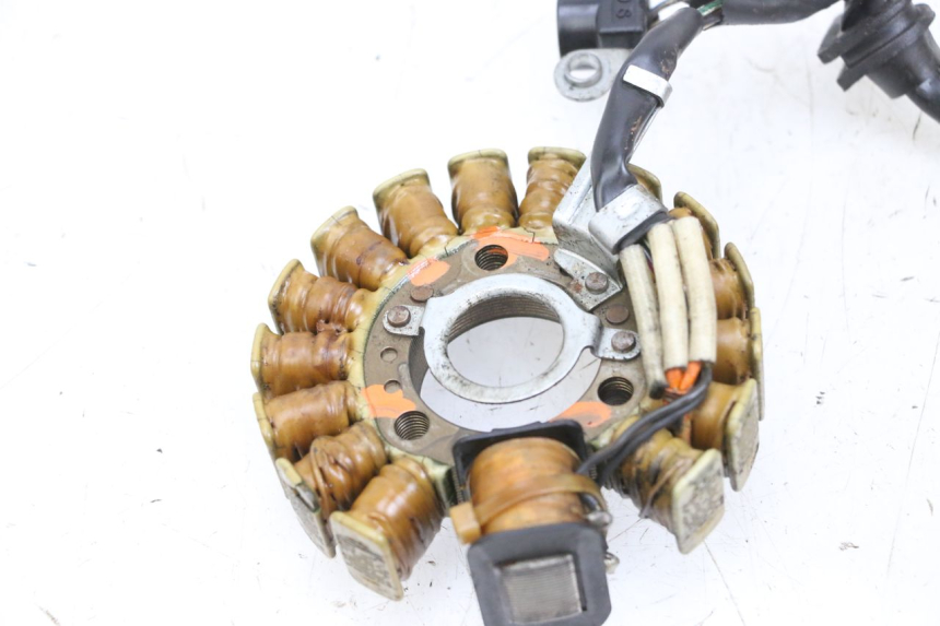 photo de STATOR YAMAHA YP MAJESTY 125 (2002 - 2006) - Stan powierzchni