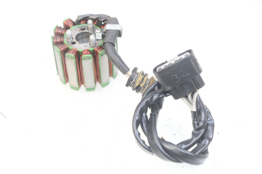 photo de STATOR YAMAHA YZF R1 1000 (2007 - 2008) - Szczegół części