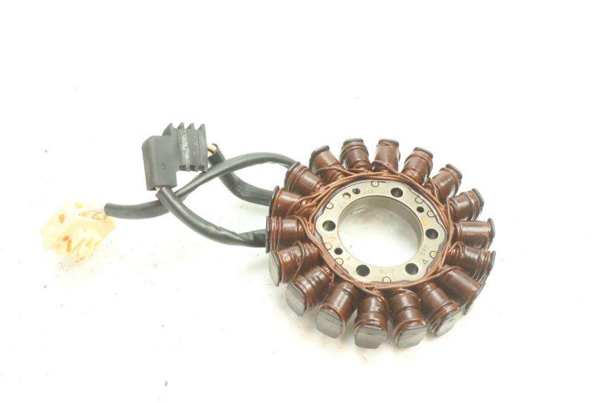 photo de STATOR YAMAHA YZF R6 600 (2008 - 2009) - Zoom stanu zużycia