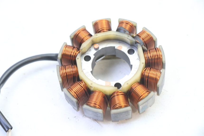 photo de STATOR YAMAHA YZF YZ-F 450 (2014 - 2016) - Zbliżenie techniczne