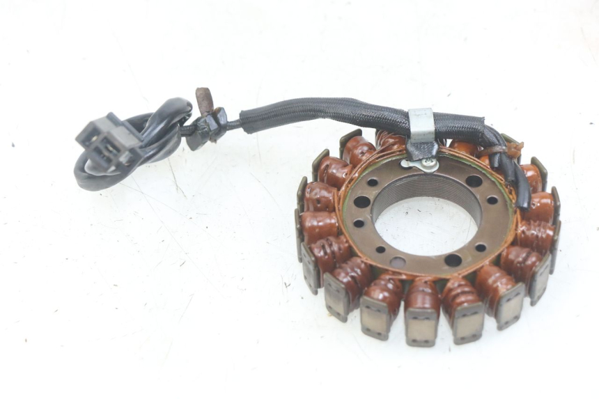 photo de STATOR KAWASAKI ZX-6R ZX6R 600 (1995 - 1997) - Inny kąt widzenia