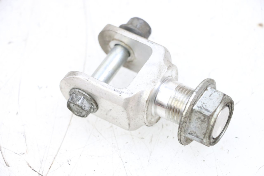 photo de UCHWYT AMORTYZATORA SUZUKI GSXR GSX-R 1000 (2003 - 2004) - Zoom stanu zużycia