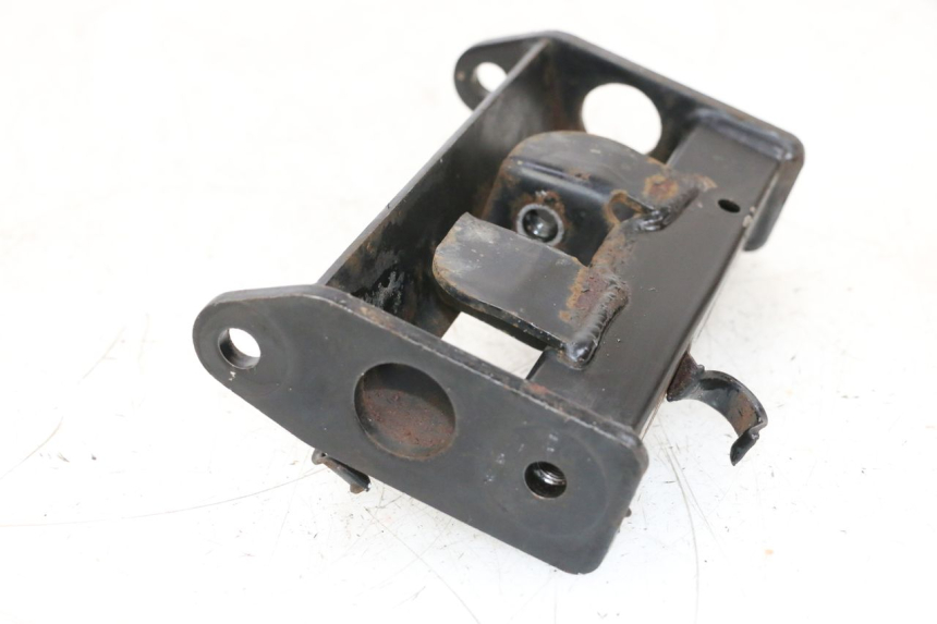 photo de UCHWYT AMORTYZATORA HONDA NSR R 125 (1994 - 2003) - Szczegół części