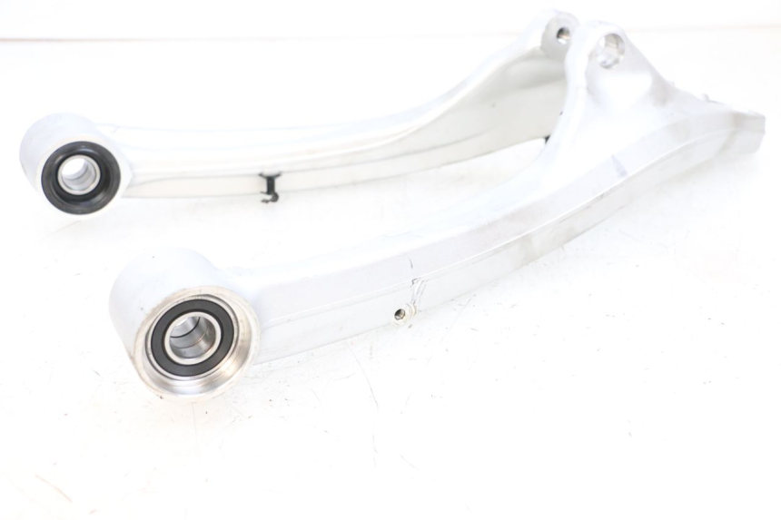 photo de UCHWYT AMORTYZATORA BMW R GS 1250 (2021 - 2024) - Oznaczenia i referencje