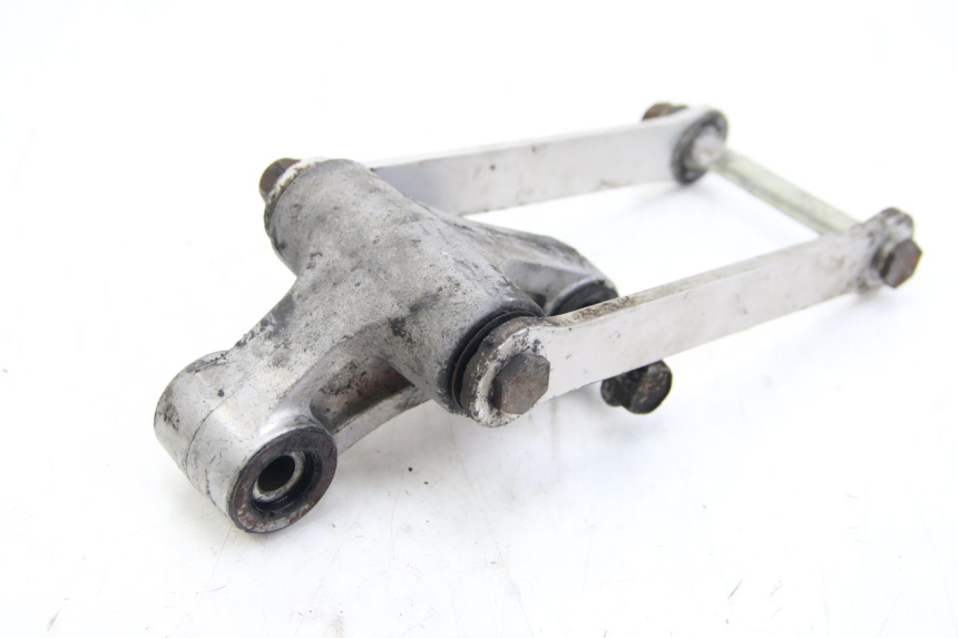 photo de UCHWYT AMORTYZATORA KAWASAKI ZX-6R ZX6R 600 (1995 - 1997) - Zoom stanu zużycia