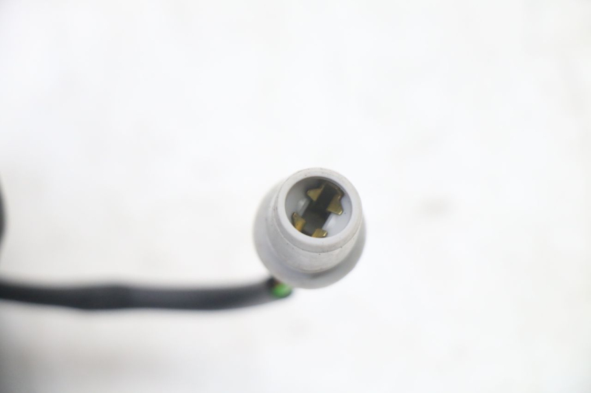 photo de UCHWYT ŻARÓWKI PEUGEOT SATELIS COMPRESSOR K15 125 (2006 - 2009) - Widok ogólny