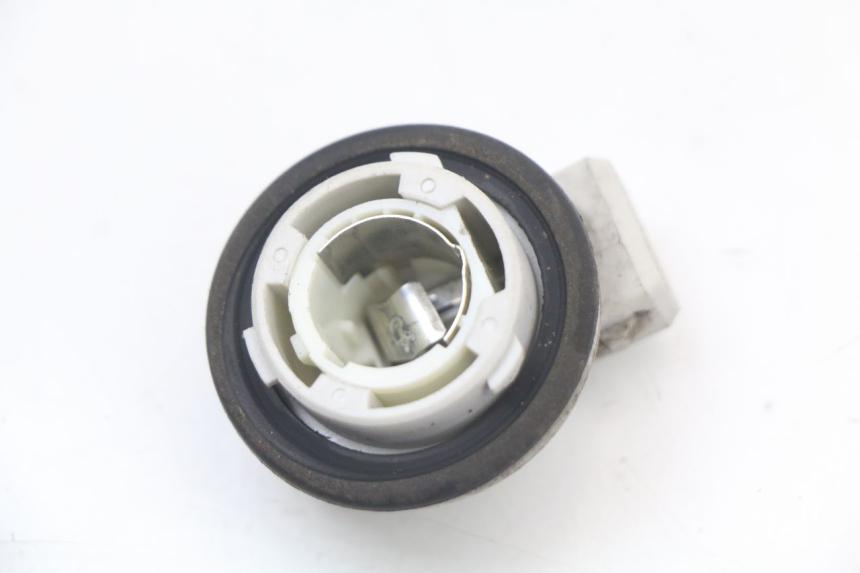 photo de UCHWYT ŻARÓWKI PIAGGIO VESPA LX 2T 50 (2005 - 2013) - Zoom stanu zużycia