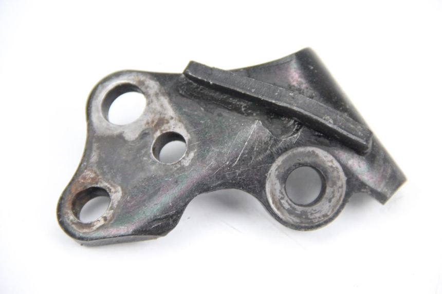 photo de UCHWYT STOPKI PODPOROWEJ HONDA CBR F SC21 1000 (1986 - 1992) - Zoom stanu zużycia