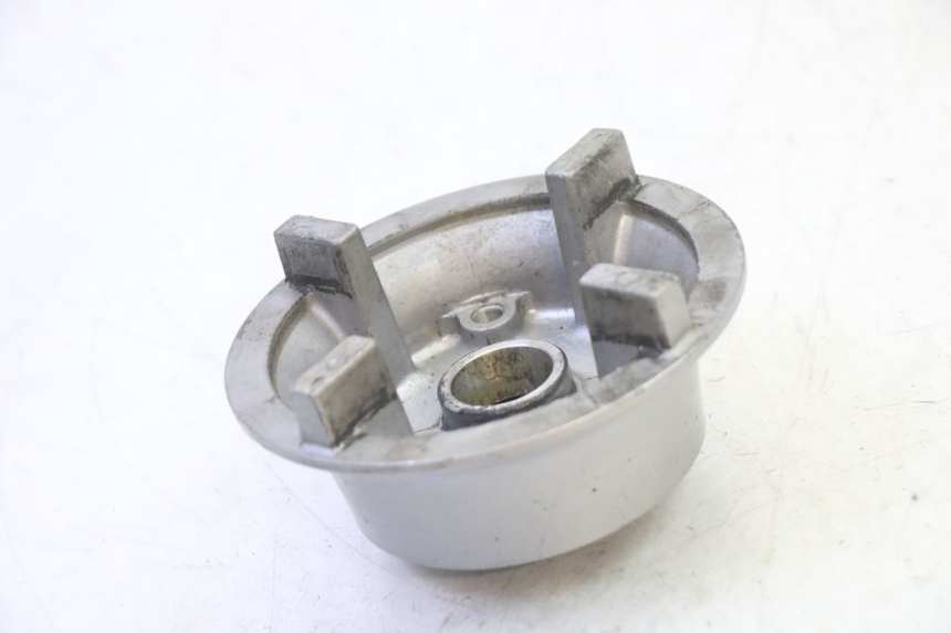 photo de UCHWYT ZĘBATKI HYOSUNG GV AQUILA 125 (2000 - 2009) - Inny kąt widzenia