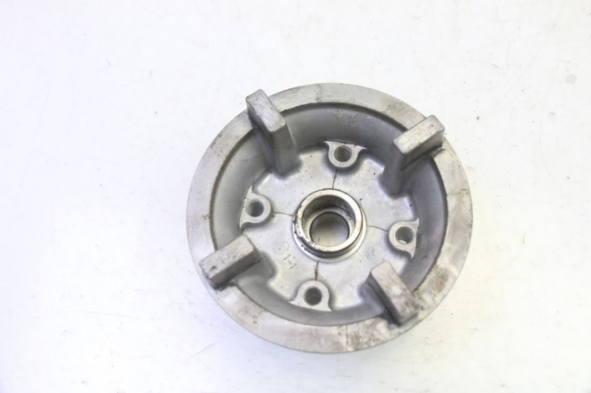 photo de UCHWYT ZĘBATKI HYOSUNG GV AQUILA 125 (2000 - 2009) - Zbliżenie techniczne