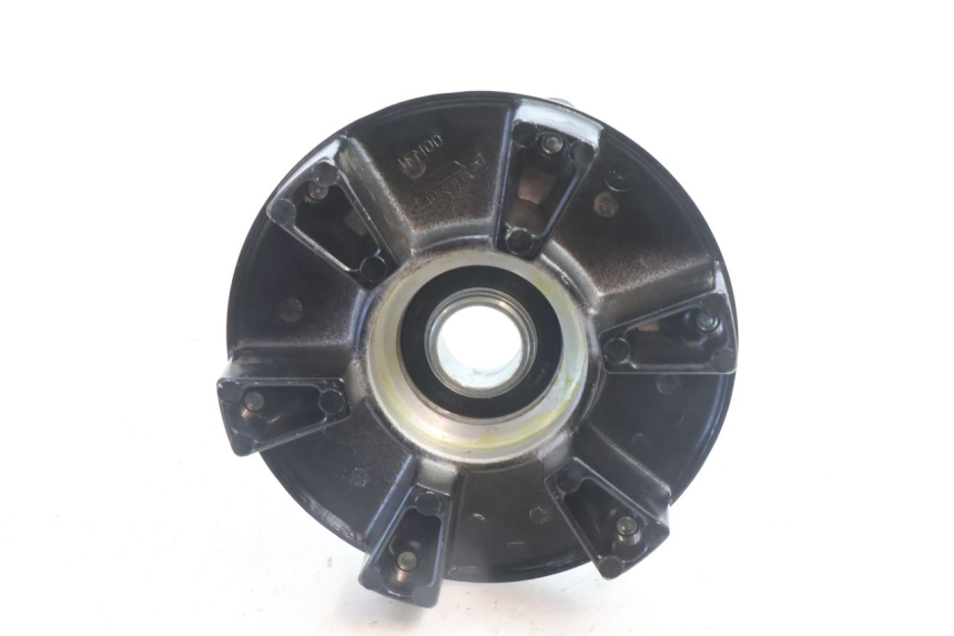 photo de UCHWYT ZĘBATKI YAMAHA FZ8 800 (2010 - 2016) - Zbliżenie techniczne