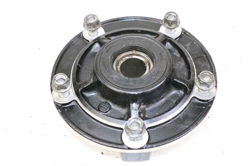 photo de UCHWYT ZĘBATKI SUZUKI GSR 750 (2011 - 2017) - Szczegół części