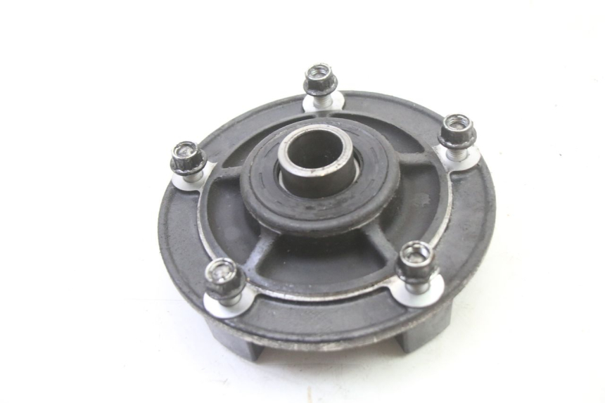 photo de UCHWYT ZĘBATKI SUZUKI GSR 750 (2011 - 2017) - Szczegół części