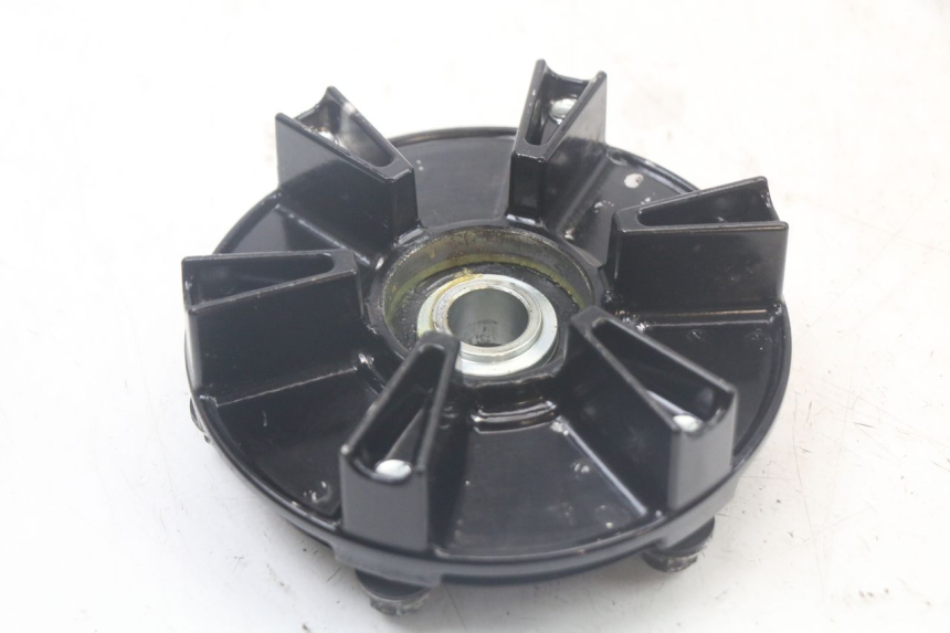 photo de UCHWYT ZĘBATKI YAMAHA MT-07 MT07 ABS 700 (2014 - 2017) - Zbliżenie techniczne