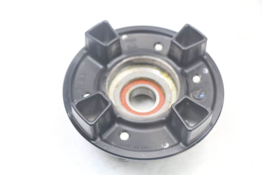 photo de UCHWYT ZĘBATKI KAWASAKI VERSYS ABS 650 (2015 - 2018) - Zbliżenie techniczne