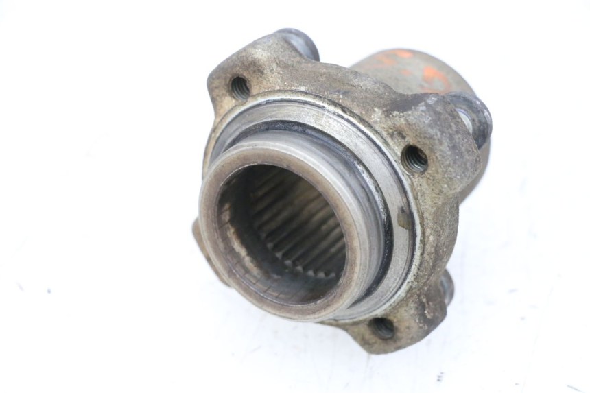 photo de UCHWYT TARCZY HAMULCOWEJ YAMAHA YFM R RAPTOR 250 (2008 - 2014) - Zbliżenie techniczne