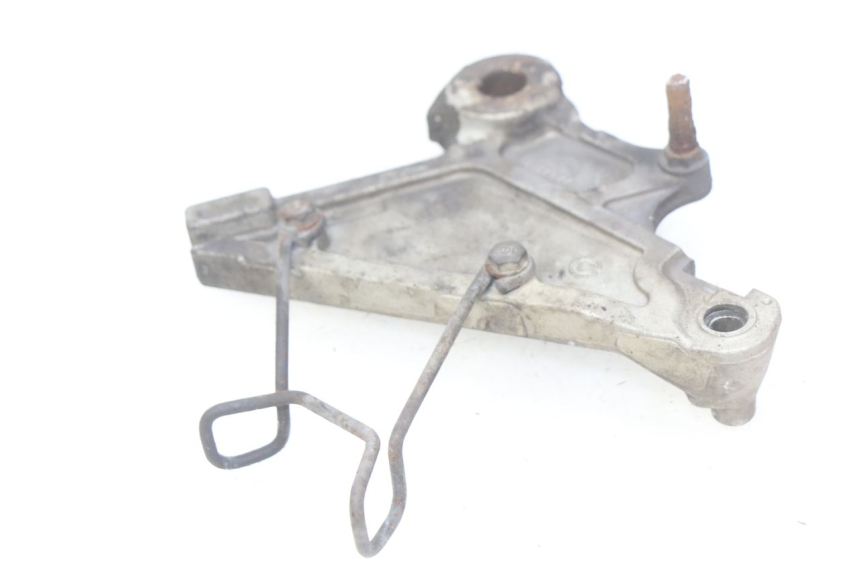 photo de UCHWYT ZACISKU HAMULCA TYLNEGO HONDA CB 500 (1997 - 2003) - Zoom stanu zużycia