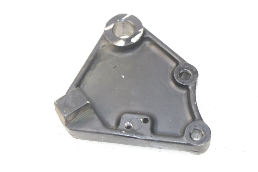 photo de UCHWYT ZACISKU HAMULCA TYLNEGO HYOSUNG COMET GTR 125 (2007 - 2014) - Widok główny