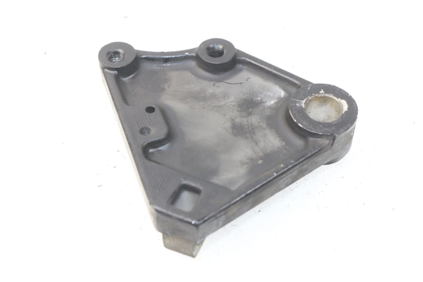 photo de UCHWYT ZACISKU HAMULCA TYLNEGO HYOSUNG COMET GTR 125 (2007 - 2014) - Zoom stanu zużycia