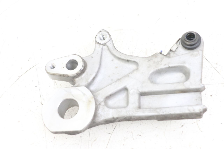 photo de UCHWYT ZACISKU HAMULCA TYLNEGO YAMAHA MT-07 MT07 ABS 700 (2014 - 2017) - Widok główny