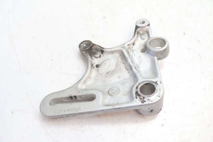 photo de UCHWYT ZACISKU HAMULCOWEGO TYLNEGO DUCATI SS IE DS CARENEE 1000 (2002 - 2006) - Zoom stanu zużycia
