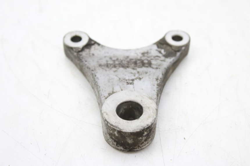 photo de UCHWYT ZACISKU HAMULCA TYLNEGO SUZUKI SV S 650 (1999 - 2002) - Zbliżenie techniczne