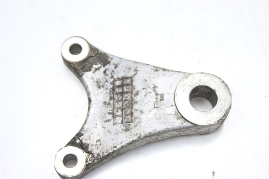 photo de UCHWYT ZACISKU HAMULCA TYLNEGO SUZUKI SV S 650 (1999 - 2002) - Widok ogólny