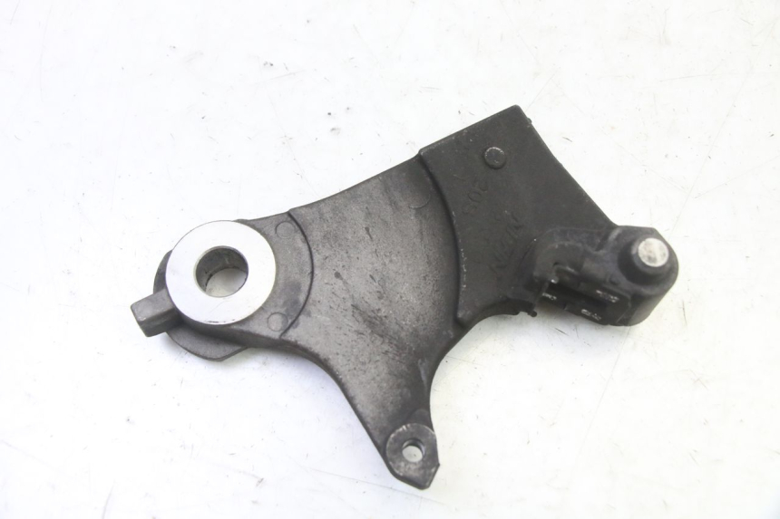 photo de UCHWYT ZACISKU HAMULCA TYLNEGO YAMAHA XJ6 ABS 600 (2008 - 2016) - Inny kąt widzenia