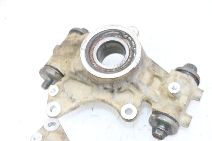 photo de UCHWYT ZACISKU HAMULCA TYLNEGO YAMAHA YFM GRIZZLY 550 (2008 - 2015) - Zbliżenie techniczne