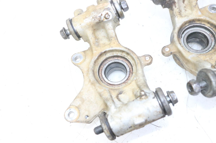 photo de UCHWYT ZACISKU HAMULCA TYLNEGO YAMAHA YFM GRIZZLY 550 (2008 - 2015) - Oznaczenia i referencje