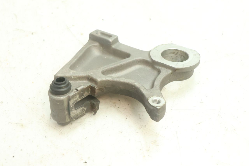 photo de UCHWYT ZACISKU HAMULCOWEGO TYLNEGO YAMAHA YZF R6 600 (2008 - 2009) - Szczegół części