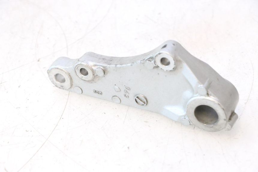 photo de UCHWYT ZACISKU HAMULCA TYLNEGO KAWASAKI ZZR 600 (1995 - 2004) - Szczegół części