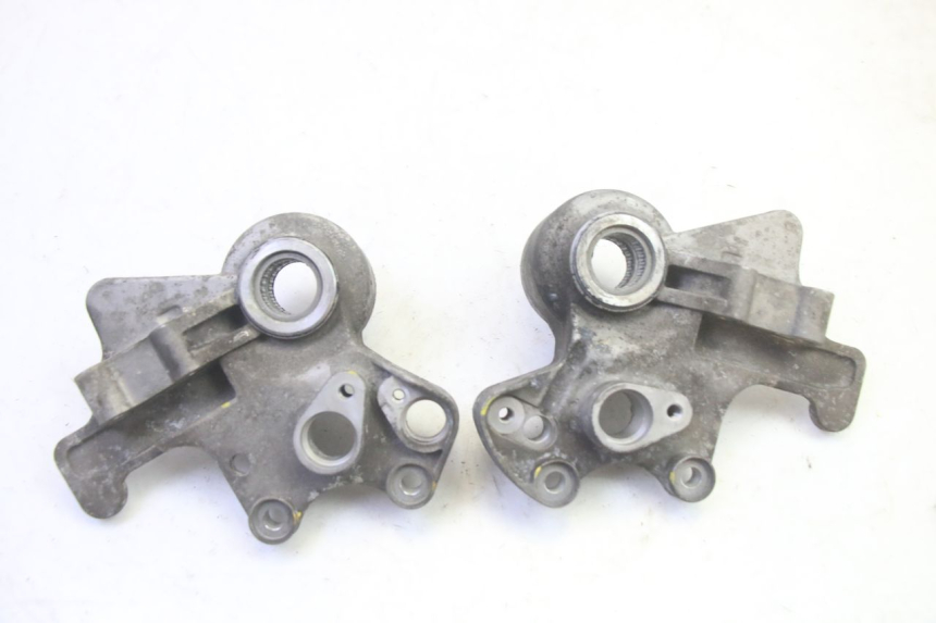 photo de UCHWYT ZACISKU HAMULCA PRZEDNIEGO PIAGGIO MP3 HPE 350 (2018 - 2020) - Zoom stanu zużycia