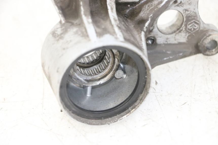 photo de UCHWYT ZACISKU HAMULCA PRZEDNIEGO PIAGGIO MP3 LT 400 (2007 - 2012) - Widok ogólny