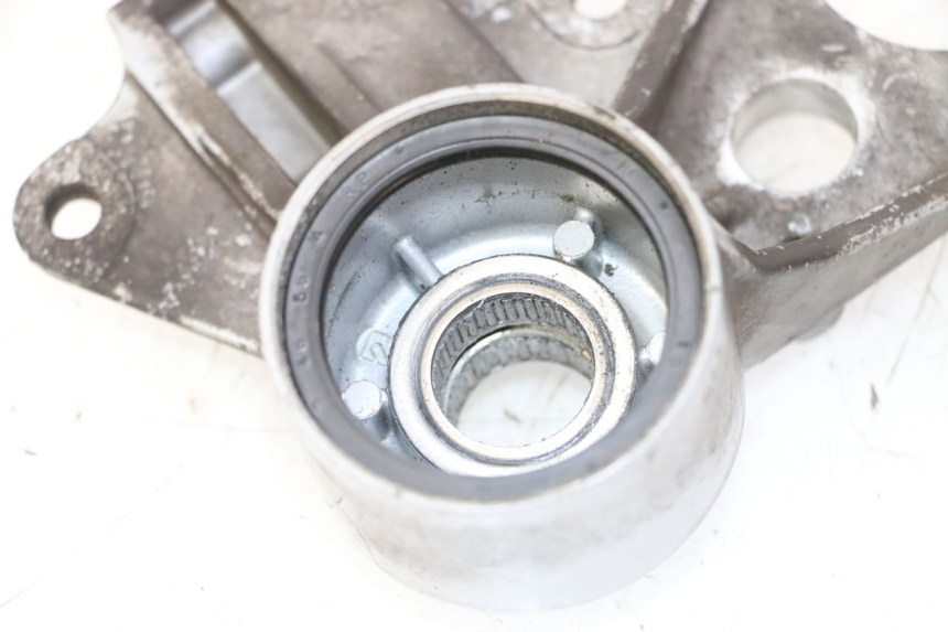 photo de UCHWYT ZACISKU HAMULCA PRZEDNIEGO PIAGGIO MP3 LT 300 (2010 - 2016) - Część sprawdzona