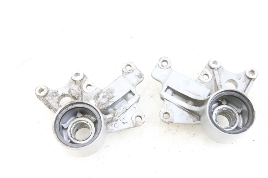 photo de UCHWYT ZACISKU HAMULCA PRZEDNIEGO PIAGGIO MP3 LT 400 (2007 - 2012) - Widok ogólny