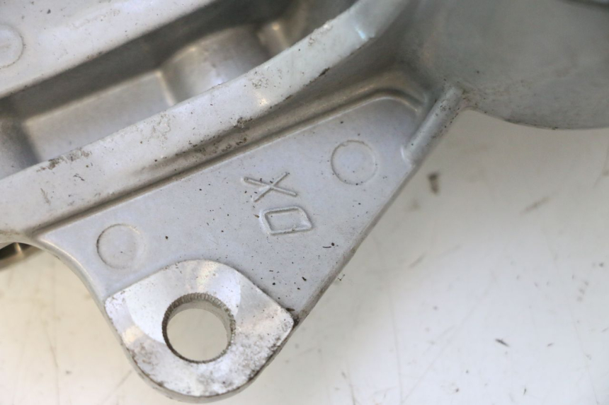 photo de UCHWYT ZACISKU HAMULCA PRZEDNIEGO PIAGGIO MP3 LT 400 (2007 - 2012) - Inny kąt widzenia