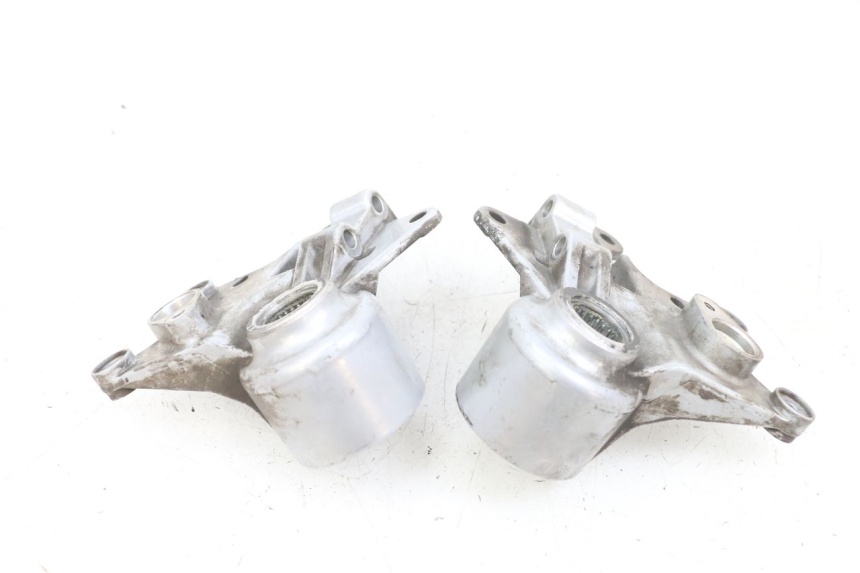 photo de UCHWYT ZACISKU HAMULCA PRZEDNIEGO PIAGGIO MP3 125 (2006 - 2014) - Szczegół części