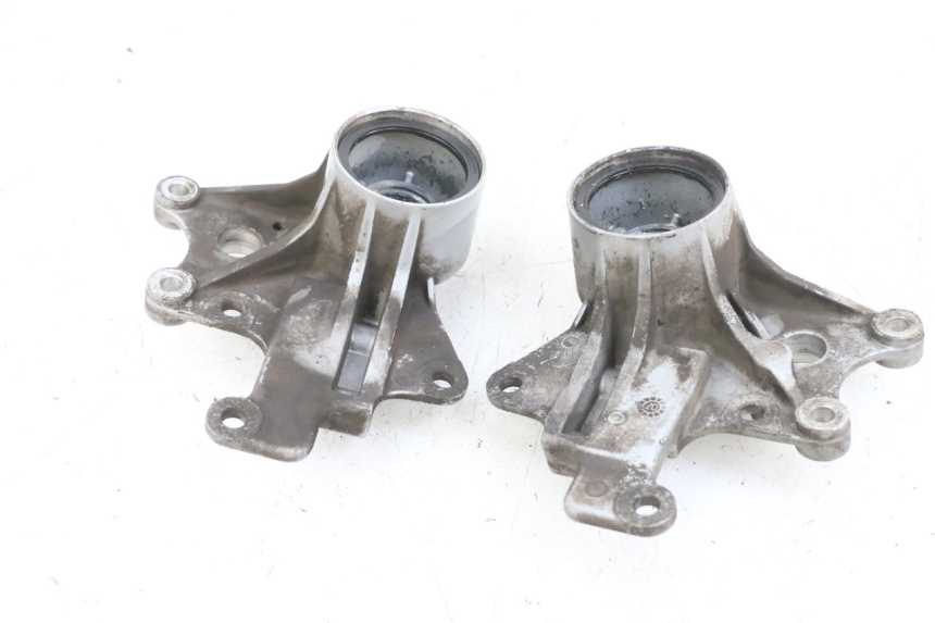 photo de UCHWYT ZACISKU HAMULCA PRZEDNIEGO PIAGGIO MP3 125 (2006 - 2014) - Widok ogólny