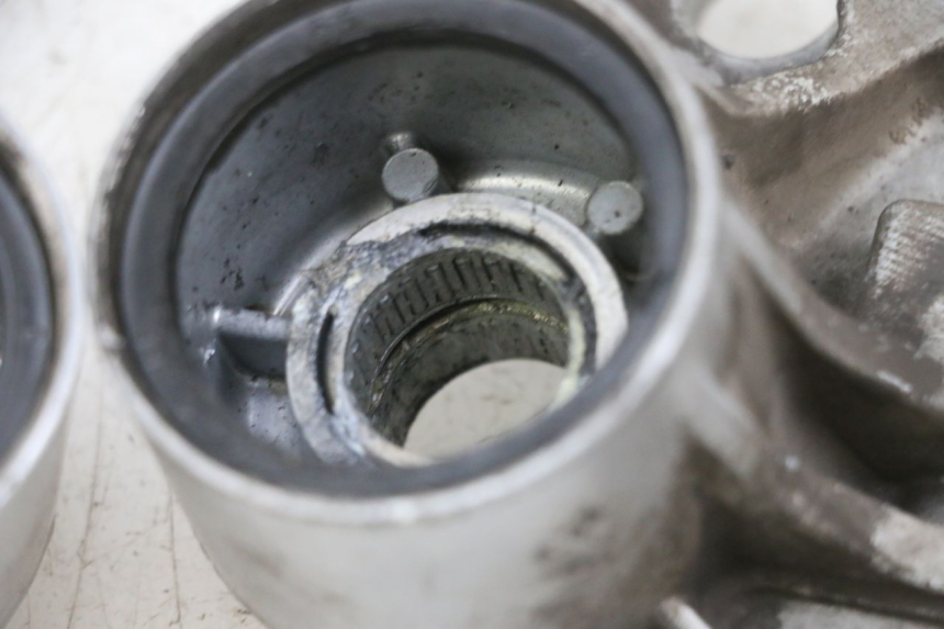 photo de UCHWYT ZACISKU HAMULCA PRZEDNIEGO PIAGGIO MP3 125 (2006 - 2014) - Stan powierzchni