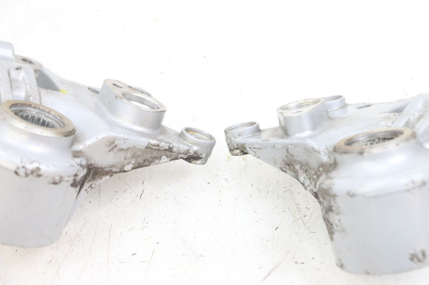 photo de UCHWYT ZACISKU HAMULCA PRZEDNIEGO PIAGGIO MP3 RL 250 (2006 - 2010) - Zoom stanu zużycia