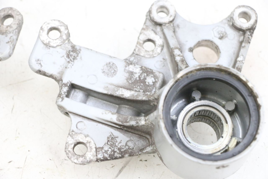 photo de UCHWYT ZACISKU HAMULCA PRZEDNIEGO PIAGGIO MP3 RL 250 (2006 - 2010) - Część sprawdzona