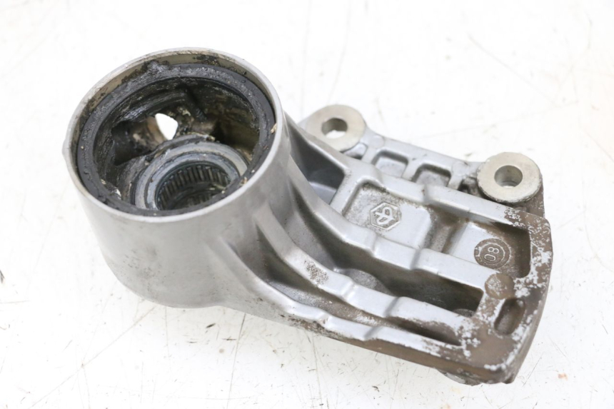 photo de UCHWYT ZACISKU HAMULCA PRZEDNIEGO PIAGGIO VESPA GTS SUPER IE 125 (2009 - 2016) - Widok główny